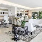 Hotel Hotel Ascona 4*