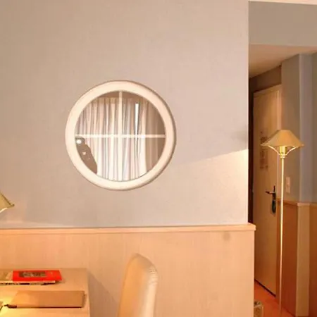 Szálloda Hotel Ascona