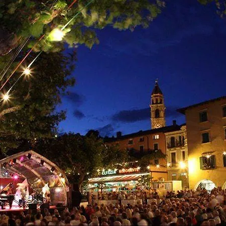 Szálloda Hotel Ascona