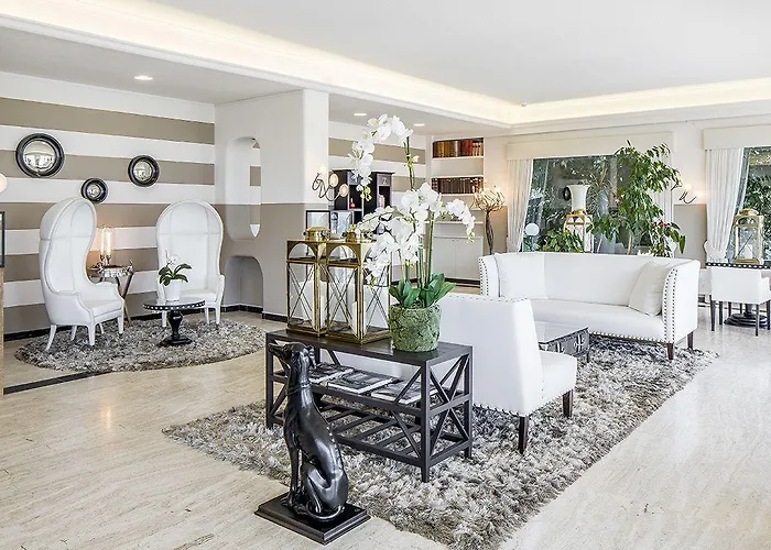 Hotel Hotel Ascona 4*